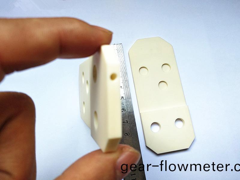 陶(tao)瓷(ci)吸(xi)嘴(zui)，鎢鋼(gang)吸嘴，定製吸(xi)嘴(zui)，得人精(jing)工定(ding)製(zhi)加工(gong)吸嘴，微(wei)孔(kong)吸嘴(zui)