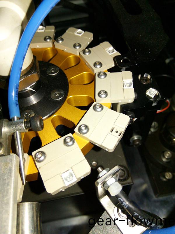 陶(tao)瓷吸嘴(zui)，鎢鋼吸嘴(zui)，定製吸(xi)嘴，得(de)人(ren)精(jing)工定(ding)製(zhi)加工吸(xi)嘴，微孔(kong)吸(xi)嘴