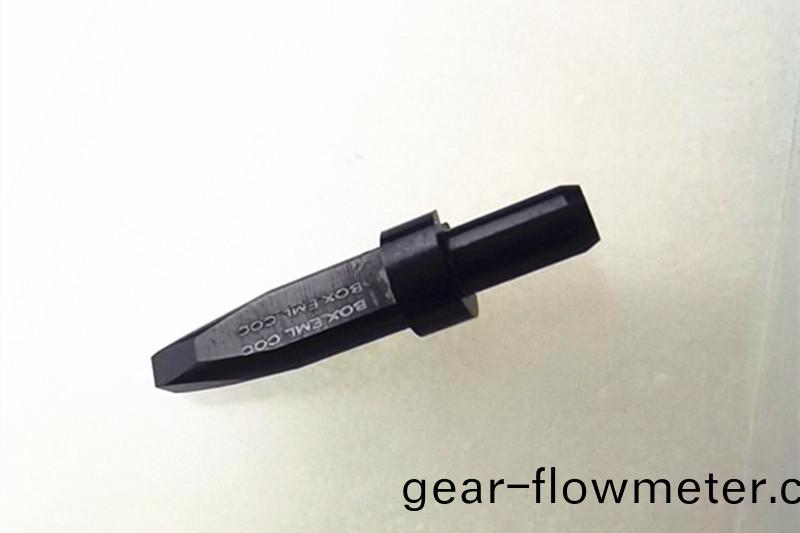 陶(tao)瓷(ci)吸嘴(zui)，鎢(wu)鋼吸嘴，定製吸(xi)嘴(zui)，得(de)人精(jing)工(gong)定製(zhi)加(jia)工吸嘴，微(wei)孔(kong)吸(xi)嘴(zui)