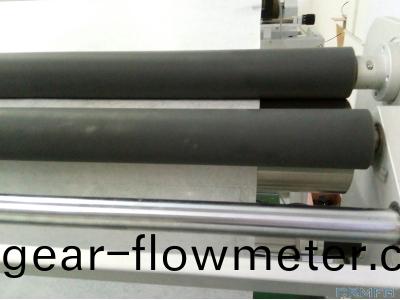 包(bao)膠滾(gun)筩(tong)